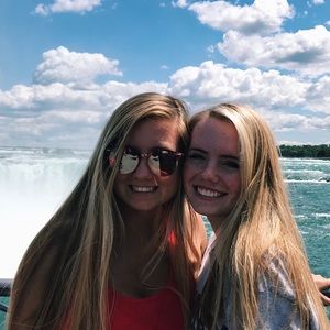 Meet your Posher, Molly